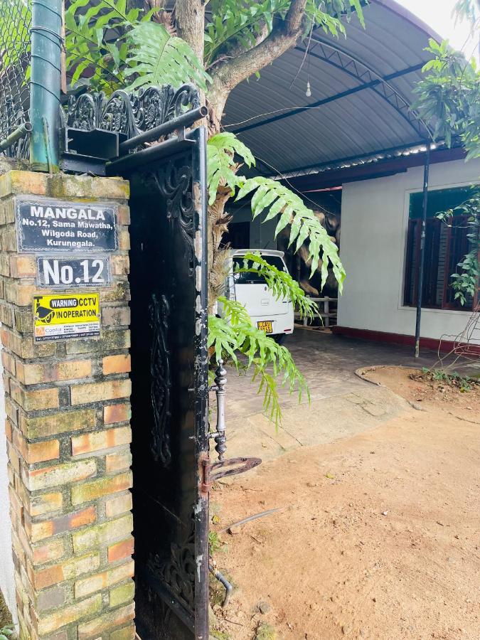 Mangala Lodge Kurunegala Esterno foto
