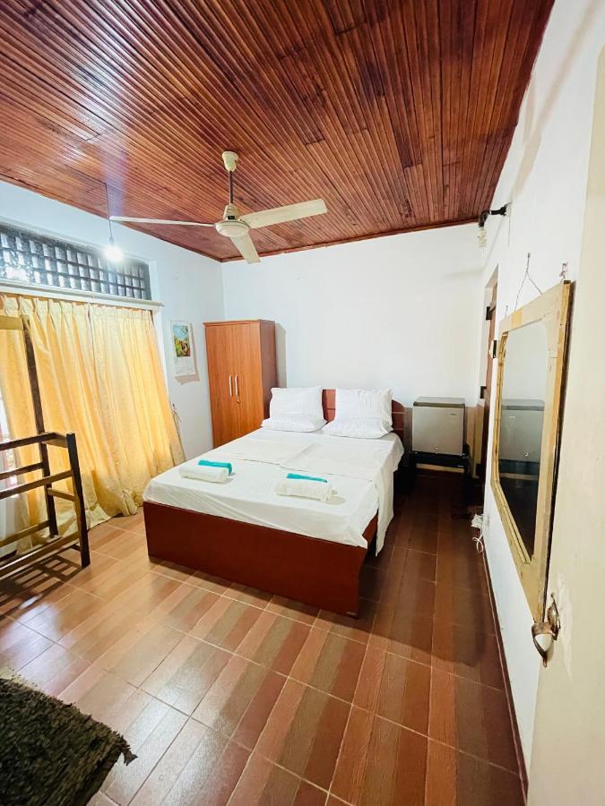 Mangala Lodge Kurunegala Esterno foto